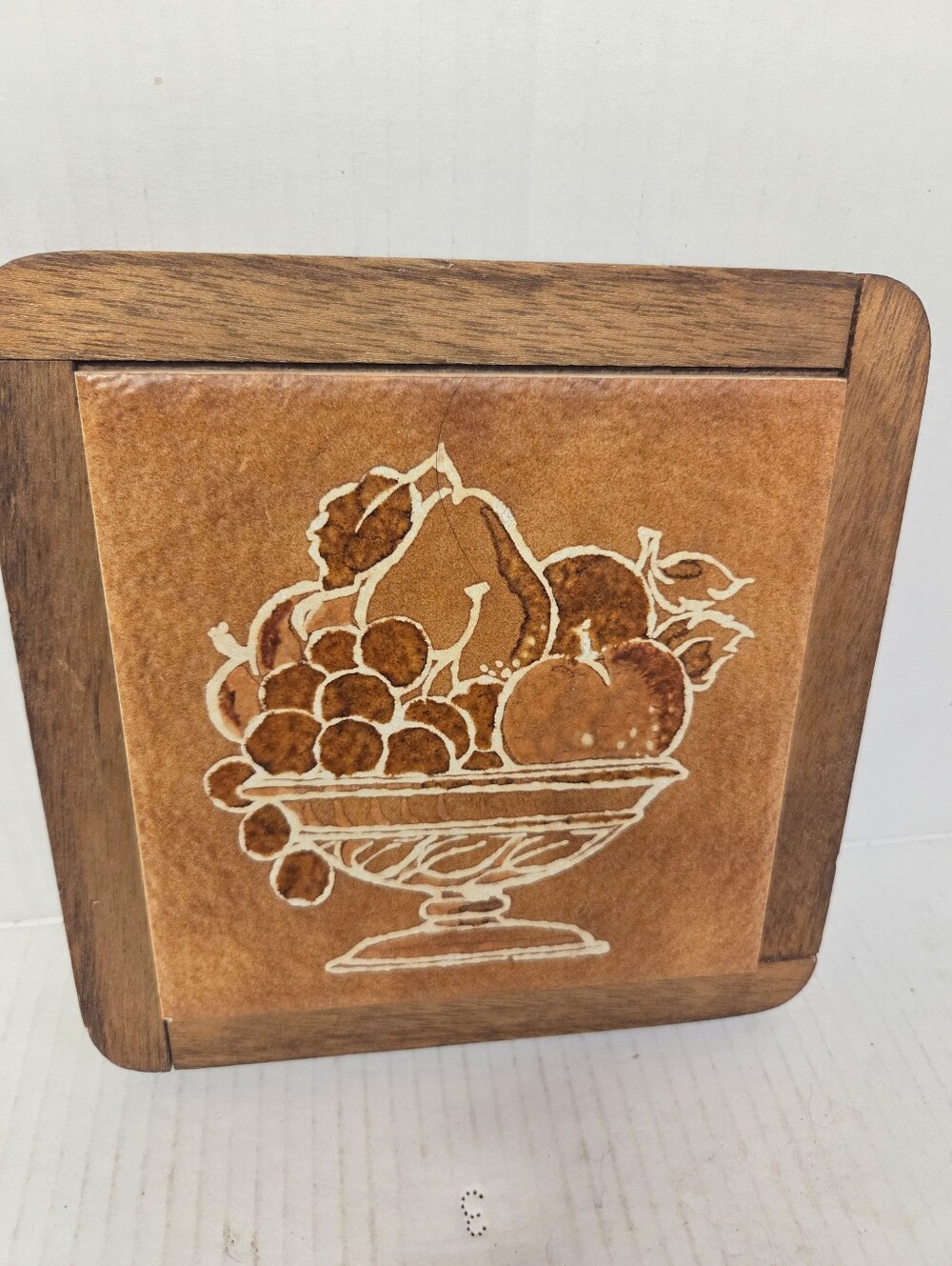 Vintagw 70s Semigres Italian Wood-framed cmceramic Tile Trivet